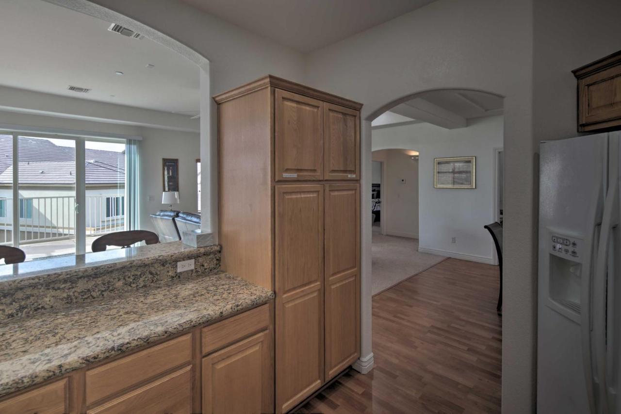Desert Condo with Pool about 3 Miles to Colorado River! Bullhead City Exterior foto