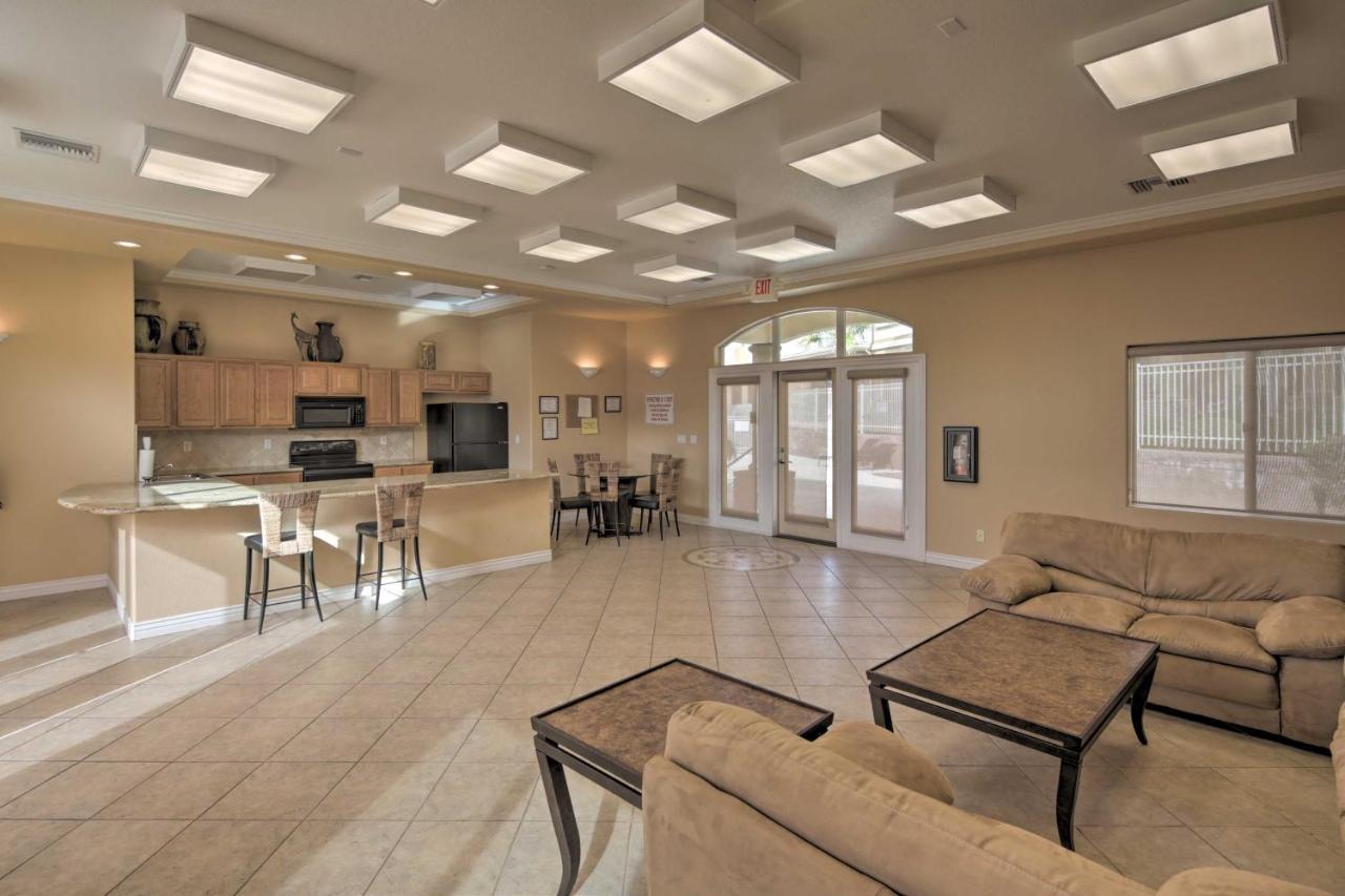 Desert Condo with Pool about 3 Miles to Colorado River! Bullhead City Exterior foto